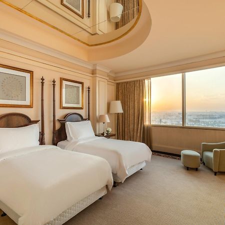 Moevenpick Hotel Αλ Κομπάρ Εξωτερικό φωτογραφία Deluxe Room