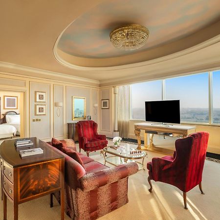Moevenpick Hotel Αλ Κομπάρ Εξωτερικό φωτογραφία A suite at the Atlantis The Royal