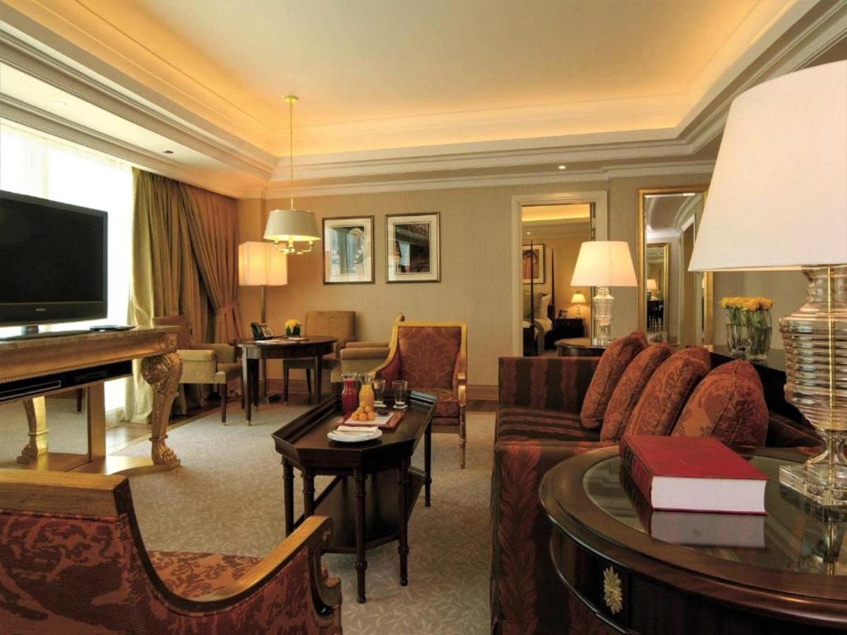 Moevenpick Hotel Αλ Κομπάρ Εξωτερικό φωτογραφία